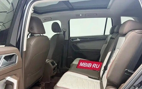 Volkswagen Tiguan II, 2021 год, 2 151 376 рублей, 9 фотография