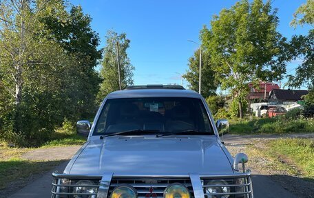 Mitsubishi Pajero III рестайлинг, 1995 год, 880 000 рублей, 2 фотография