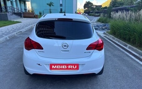Opel Astra J, 2009 год, 680 000 рублей, 3 фотография