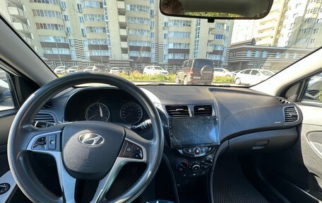 Hyundai Solaris II рестайлинг, 2016 год, 730 000 рублей, 17 фотография