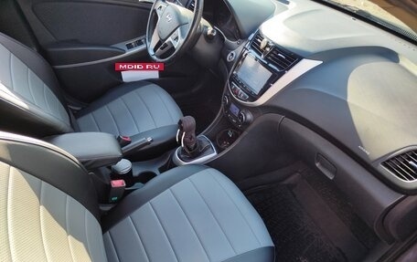 Hyundai Solaris II рестайлинг, 2012 год, 820 000 рублей, 5 фотография