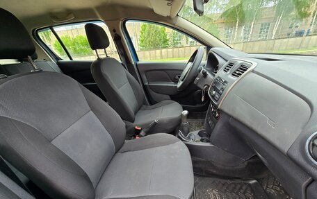 Renault Sandero II рестайлинг, 2015 год, 540 000 рублей, 10 фотография