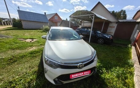 Toyota Camry, 2017 год, 2 200 000 рублей, 4 фотография