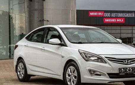 Hyundai Solaris II рестайлинг, 2015 год, 995 000 рублей, 7 фотография