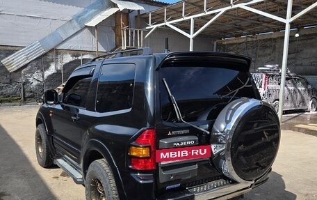 Mitsubishi Pajero III рестайлинг, 2003 год, 1 500 000 рублей, 2 фотография