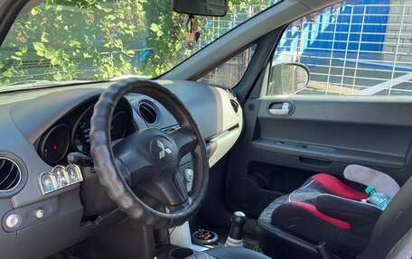 Mitsubishi Colt VI рестайлинг, 2004 год, 350 000 рублей, 7 фотография