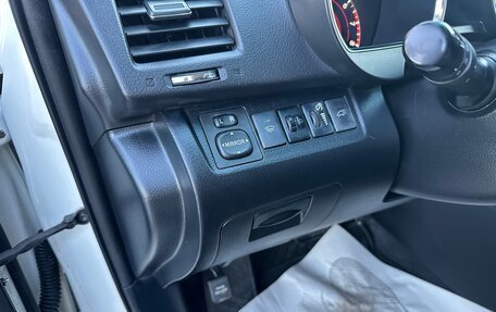 Toyota Highlander III, 2012 год, 2 150 000 рублей, 12 фотография