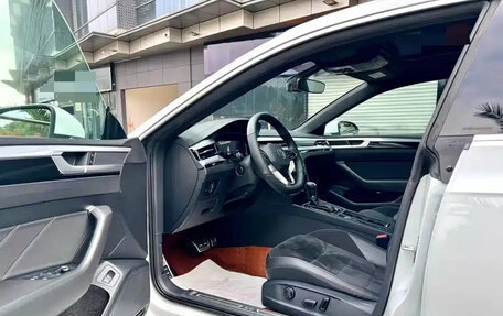 Volkswagen Passat CC, 2021 год, 1 993 000 рублей, 9 фотография