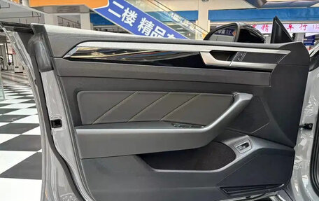 Volkswagen Passat CC, 2021 год, 1 989 000 рублей, 11 фотография