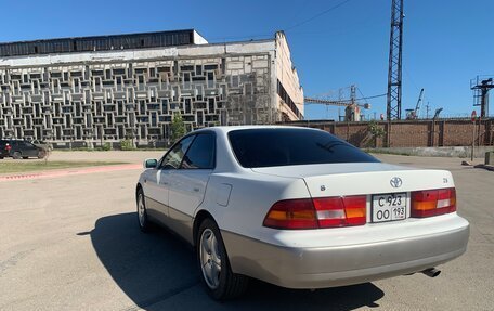 Toyota Windom, 1997 год, 520 000 рублей, 8 фотография