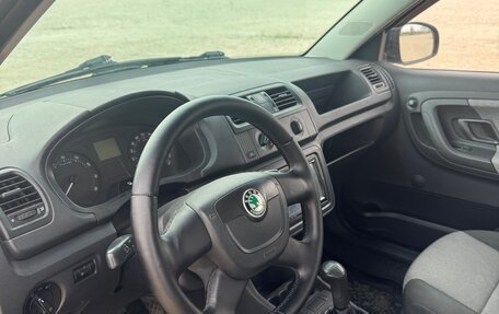 Skoda Fabia II, 2010 год, 350 000 рублей, 16 фотография