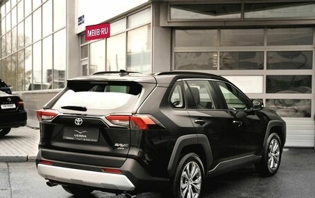 Toyota RAV4, 2025 год, 4 400 000 рублей, 9 фотография