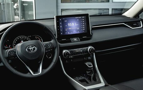 Toyota RAV4, 2025 год, 4 400 000 рублей, 17 фотография