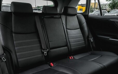 Toyota RAV4, 2025 год, 4 400 000 рублей, 29 фотография