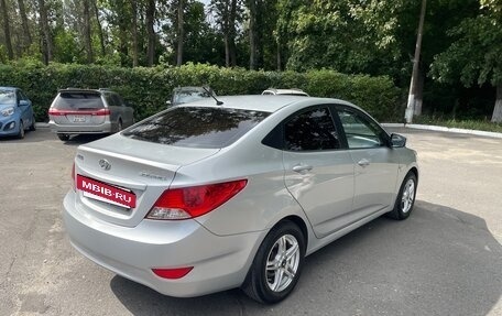 Hyundai Solaris II рестайлинг, 2011 год, 645 000 рублей, 4 фотография