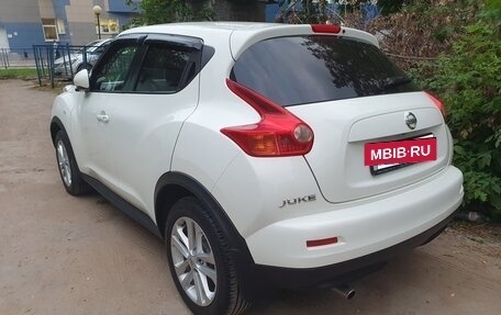 Nissan Juke II, 2013 год, 1 050 000 рублей, 2 фотография