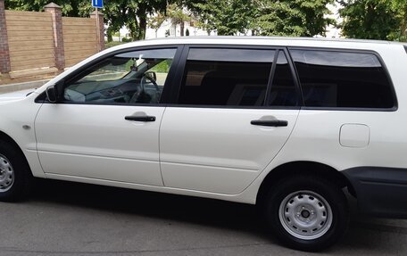 Mitsubishi Lancer Cargo CS2V, 2003 год, 350 000 рублей, 2 фотография