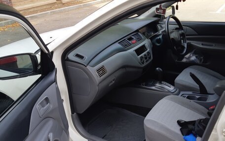 Mitsubishi Lancer Cargo CS2V, 2003 год, 350 000 рублей, 8 фотография