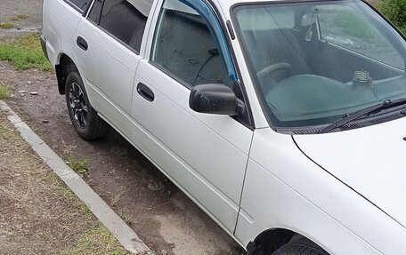 Toyota Sprinter VIII (E110), 2000 год, 300 000 рублей, 6 фотография