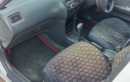 Toyota Sprinter VIII (E110), 2000 год, 300 000 рублей, 11 фотография