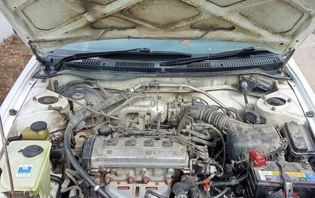 Toyota Sprinter VIII (E110), 2000 год, 300 000 рублей, 13 фотография