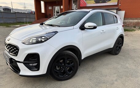 KIA Sportage IV рестайлинг, 2021 год, 2 550 000 рублей, 1 фотография