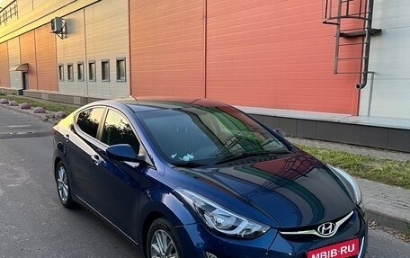 Hyundai Elantra V, 2015 год, 950 000 рублей, 1 фотография
