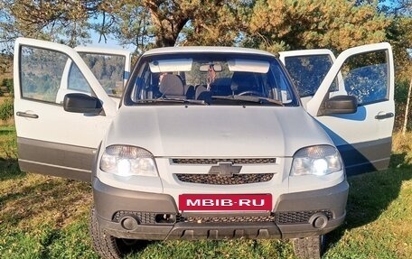 Chevrolet Niva I рестайлинг, 2012 год, 450 000 рублей, 12 фотография
