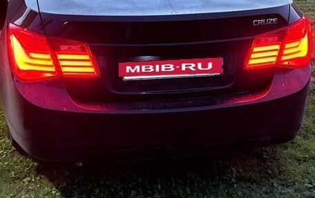 Chevrolet Cruze II, 2009 год, 730 000 рублей, 3 фотография