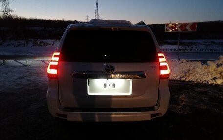Toyota Land Cruiser Prado 150 рестайлинг 2, 2018 год, 4 200 000 рублей, 10 фотография