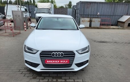 Audi A4, 2013 год, 1 300 000 рублей, 1 фотография