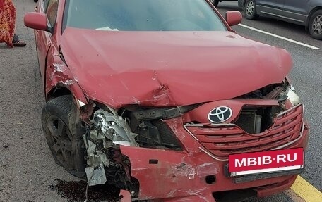 Toyota Camry, 2008 год, 450 000 рублей, 2 фотография