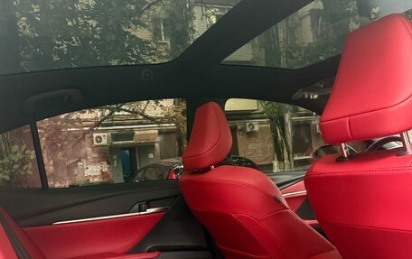 Toyota Camry, 2024 год, 3 550 000 рублей, 4 фотография