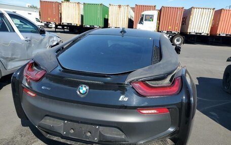 BMW i8 I рестайлинг, 2019 год, 4 250 000 рублей, 7 фотография