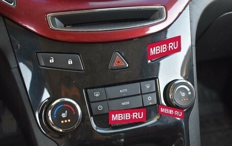 Chevrolet Orlando I, 2012 год, 899 999 рублей, 10 фотография