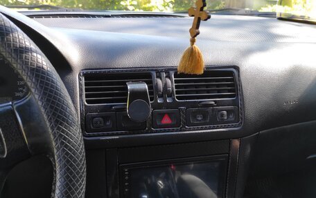 Volkswagen Bora, 2001 год, 320 000 рублей, 2 фотография