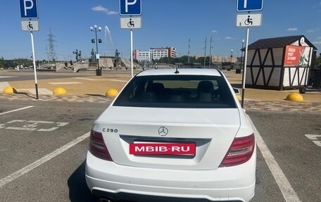 Mercedes-Benz C-Класс, 2013 год, 1 780 000 рублей, 3 фотография