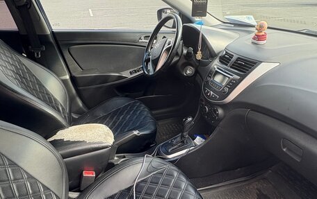 Hyundai Solaris II рестайлинг, 2016 год, 900 000 рублей, 3 фотография