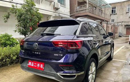 Volkswagen T-Roc I, 2021 год, 1 245 000 рублей, 4 фотография