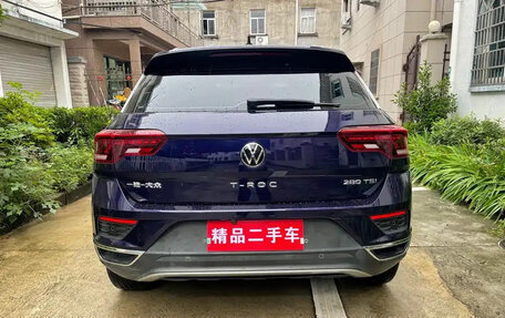Volkswagen T-Roc I, 2021 год, 1 245 000 рублей, 5 фотография
