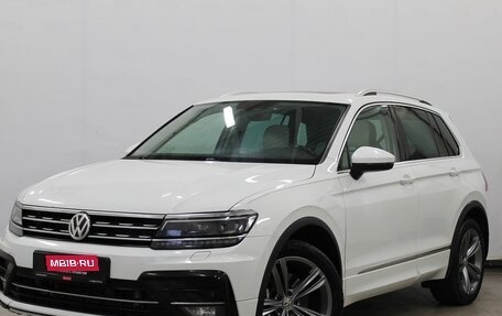 Volkswagen Tiguan II, 2018 год, 2 150 000 рублей, 1 фотография