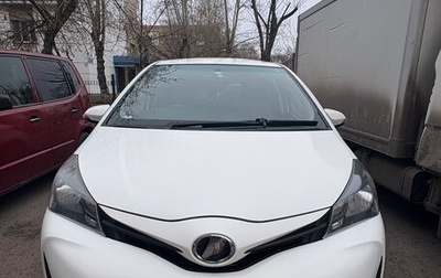Toyota Vitz, 2015 год, 820 000 рублей, 1 фотография