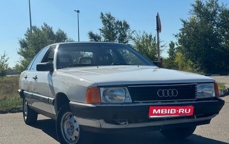 Audi 100, 1986 год, 220 000 рублей, 1 фотография