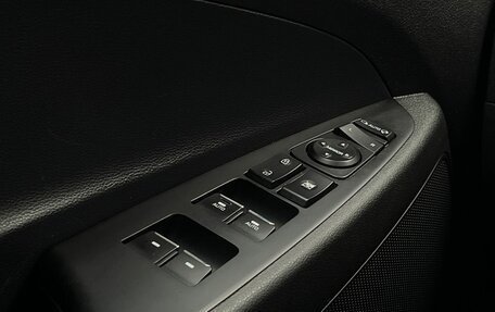 Hyundai Tucson III, 2018 год, 1 890 000 рублей, 17 фотография
