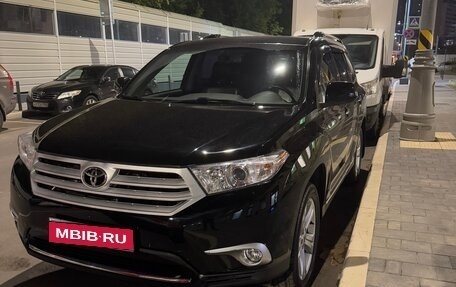 Toyota Highlander III, 2010 год, 2 000 000 рублей, 1 фотография