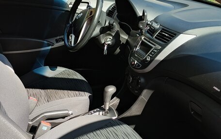 Hyundai Solaris II рестайлинг, 2014 год, 970 000 рублей, 9 фотография