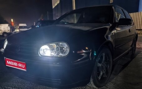 Volkswagen Golf IV, 1999 год, 285 000 рублей, 1 фотография