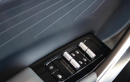 Geely Atlas, 2024 год, 4 017 190 рублей, 12 фотография