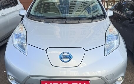Nissan Leaf I, 2011 год, 500 000 рублей, 1 фотография