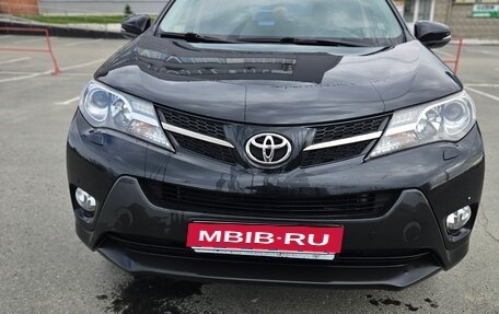 Toyota RAV4, 2014 год, 2 200 000 рублей, 1 фотография